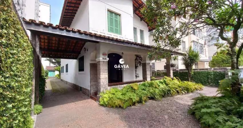 Casa com 7 quartos para alugar no Itararé, São Vicente 