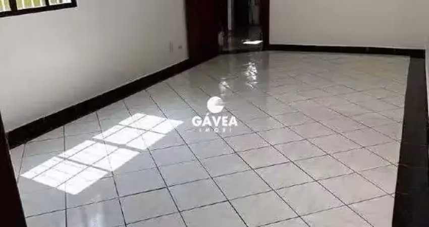 Casa com 3 quartos para alugar na Vila Voturua, São Vicente 