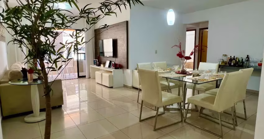 Vendo apartamento amplo, nascente e com 3 vagas , na ponta verde
