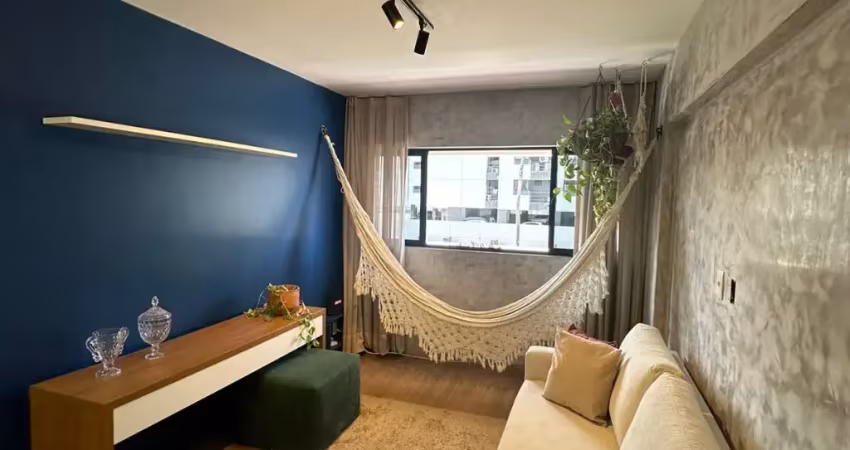 Oportunidade de quarto e sala a poucos metros da praia da jatiuca