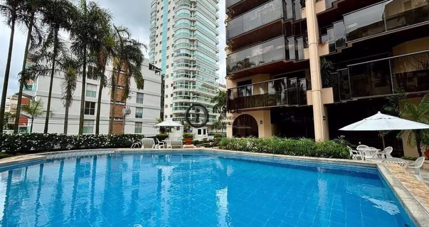Apartamento com 3 suítes e vista mar na enseada