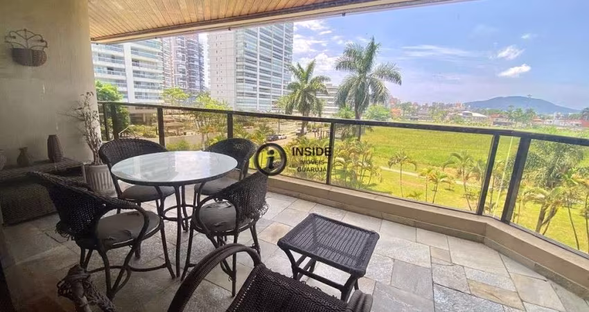 Apartamento de 3 quartos na praia da enseada
