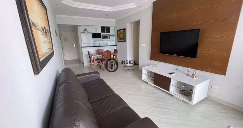 Apartamento lado praia de 2 quartos na enseada