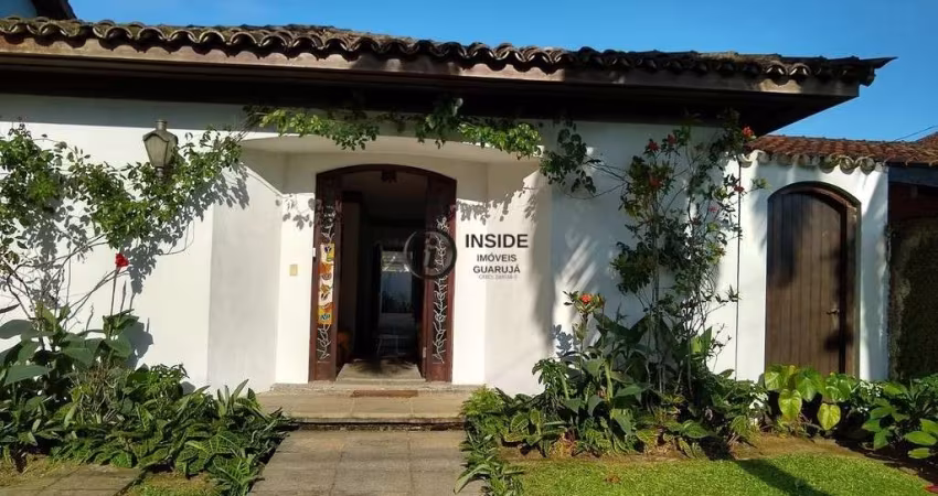 Casa de 3 quartos com suíte na enseada guarujá