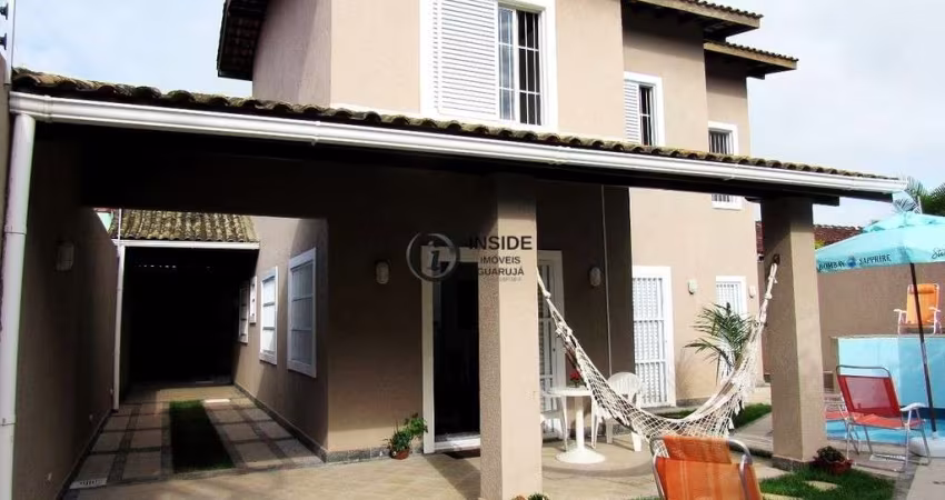 Casa com 3 quartos e 4 vagas a 200m do mar