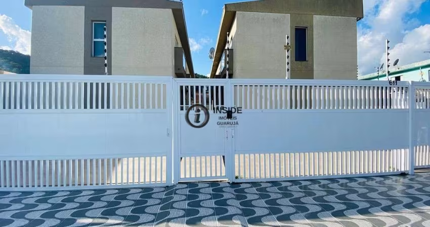 Sobrado novo e decorado em condomínio fechado