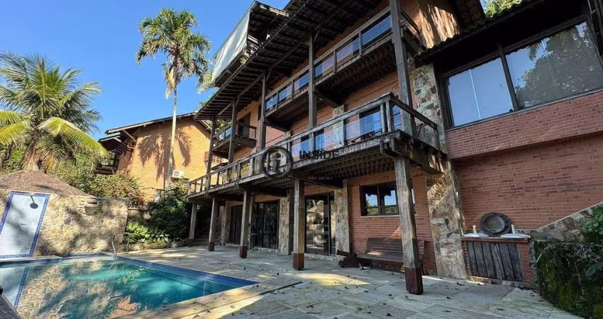 Casa de praia pé na areia com 4 suítes e 4 vagas