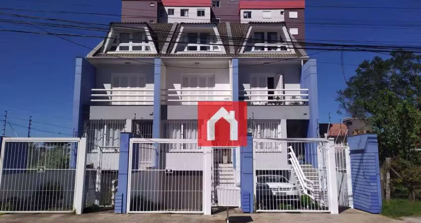 Sobrado com 3 dormitórios à venda, 176 m² por R$ 850.000,00 - Vinhedos - Caxias do Sul/RS