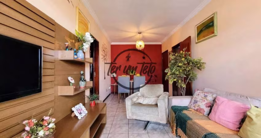 Apartamento no Morro da Glória com varanda e vista definitiva, muito claro e arejado, com moveis planejados!!!