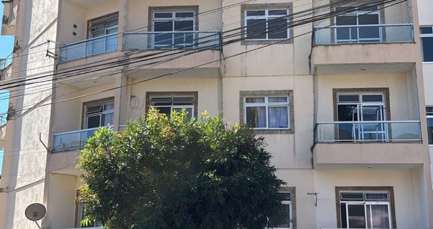 Aluguel no Nova Era! 2 Quartos, Garagem e Excelente Localização!