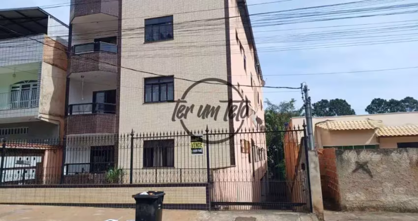 Apartamento de 2 quartos (1 suíte), sala com sacada, vaga de garagem e documentação ok – bairro nova benfica / juiz de fora!!!
