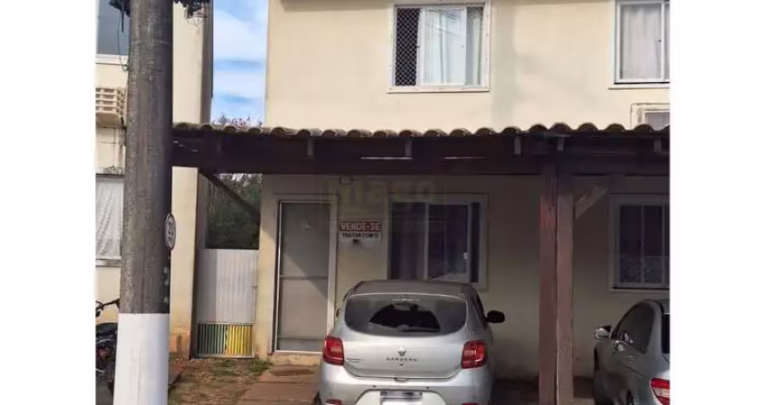 Sobrado para Venda no bairro Cedros em Camboriú, 2 quartos, 1 vaga,