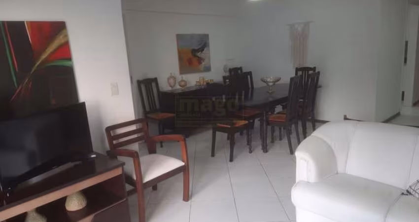 Apartamento para Venda no bairro Centro em Balneário Camboriú, 4 quartos sendo 2 suítes, 1 vaga, Mobiliado, 159 m² de área total,