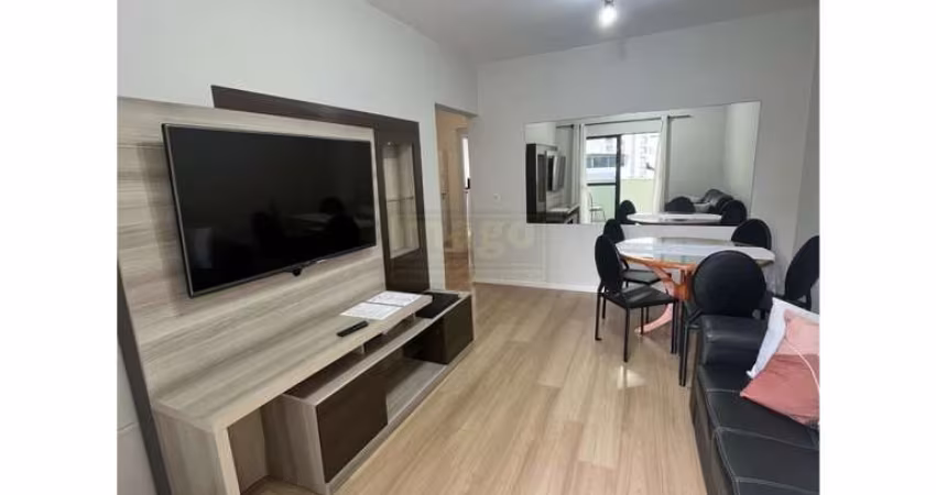 Apartamento para Locação Anual no bairro Centro em Balneário Camboriú, 2 quartos sendo 1 suíte, 1 vaga, Mobiliado,