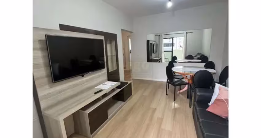 Apartamento 02 quartos para locação anual no bairro centro em balneário camboriú