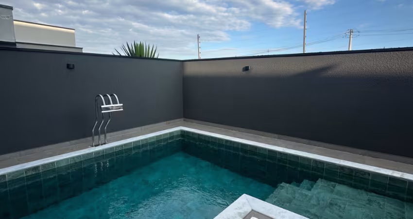 Casa Disponível para Venda ou Locação no Jardim Residencial Dona Lucilla em Indaiatuba-SP