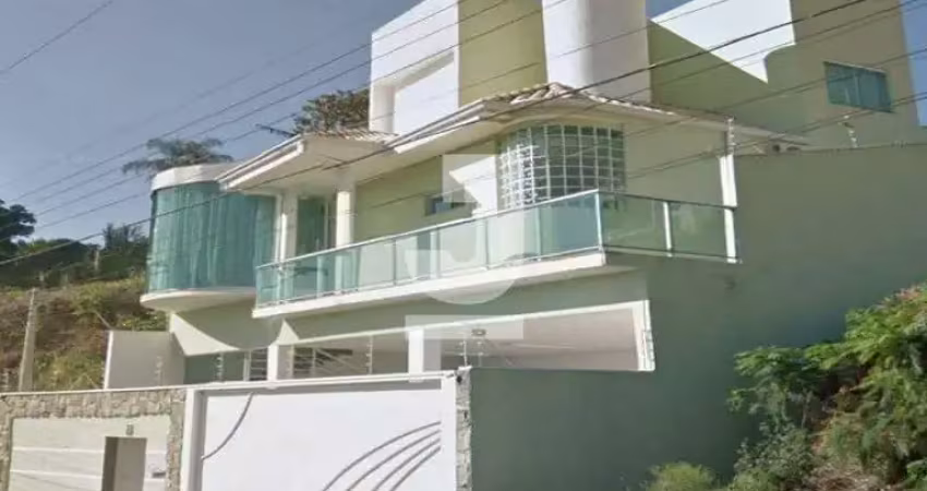 Casa à venda - centro, serra negra - 300m2  - 4 quartos