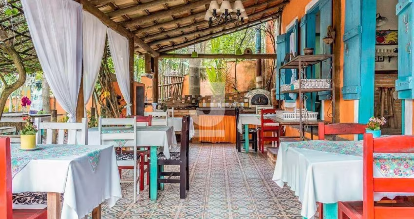 Casa à Venda - Perequê Mirim, Ubatuba - 300m2  - 8 suítes