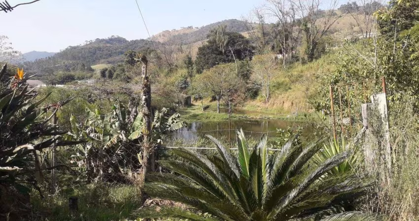 Sítio à Venda - Bairro Boa Vereda, Amparo - 367m2  - 5 Quartos
