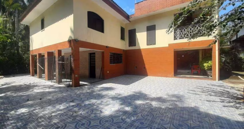 Chácara à Venda - São João, Bertioga - 3.800m2  - 3 Quartos