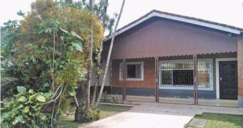 Casa à Venda - Martim de Sá, Caraguatatuba - 200m2  - 5 Quartos