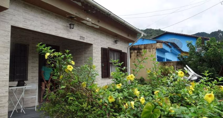 Casa à Venda - Rio do Ouro, Caraguatatuba - 128m2  - 3 Quartos