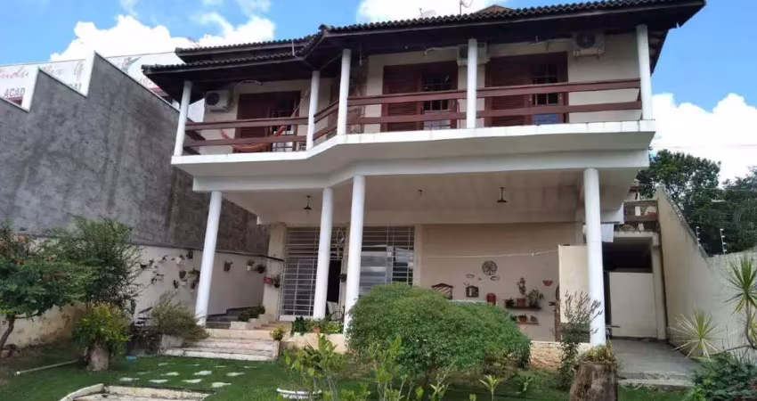 Casa à Venda - Jardim Europa, Valinhos - 280m2  - 3 Quartos