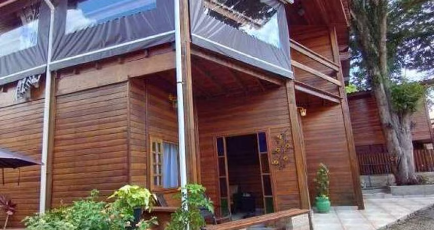 Casa em Condomínio à Venda - Chácaras Maringá, Atibaia - 200m2 - Condomínio Atibaia Camping  - 4 Quartos
