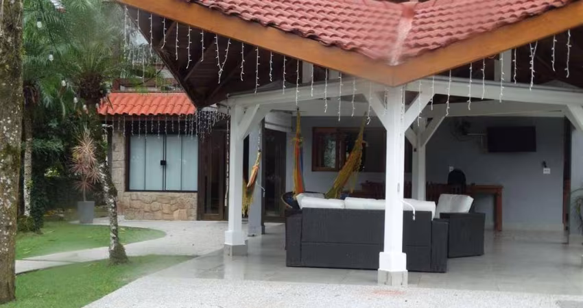 Casa em Condomínio à Venda - Mar Verde, Caraguatatuba - 380m2 - Condomínio MARVERDE  - 5 suítes