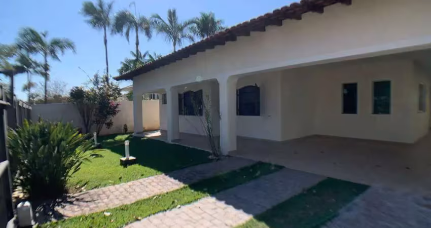 Casa em Condomínio à Venda - Condomínio Marambaia, Vinhedo - 380m2 - Condomínio Estancia Marambaia  - 4 Quartos