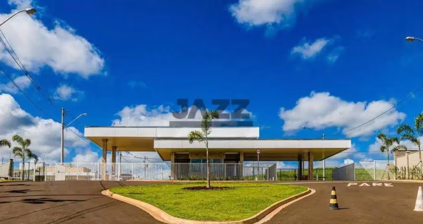 Casa à venda de 160m², com 3 quartos, 5 banheiros, piscina e 4 vagas de garagem no condomínio soleil