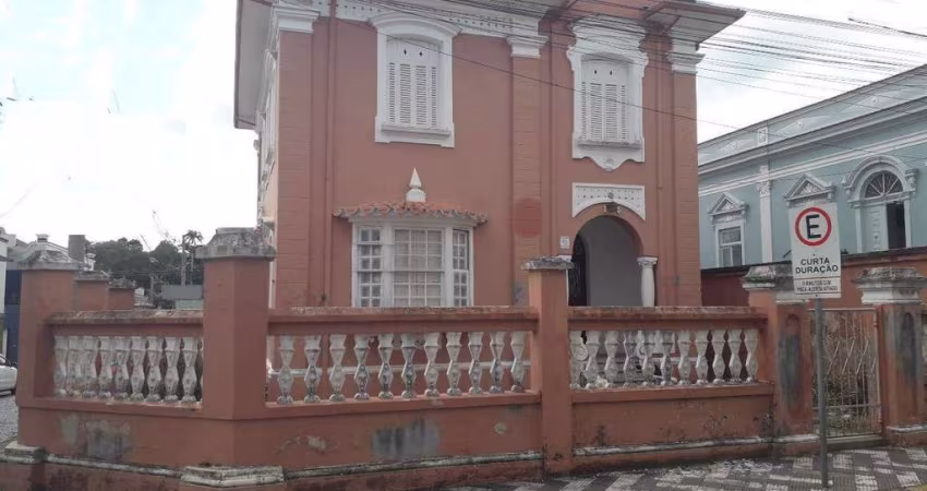 Casa à Venda - Centro, Amparo - 269,78m2  - 3 Quartos