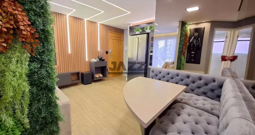 Apto Mobiliado, reformado e decorado à venda 2 dorm.