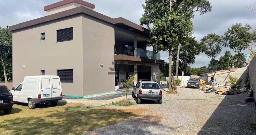 Chácara em Braganã Paulista - SP com 7.200 m² ,  200 árvores frutíferas