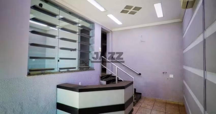 Casa comercial à venda com 195 m², seis quartos e três banheiros no Bairro Alto