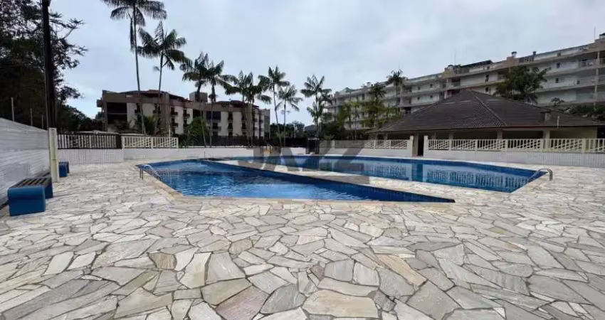 Apartamento reformado e pronto para morar, 72m² no centro de bertioga