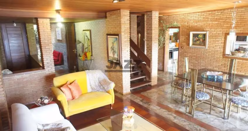 Belíssima casa com 4 dormitórios sendo 1 suíte, à venda na vila suissa - mogi das cruzes