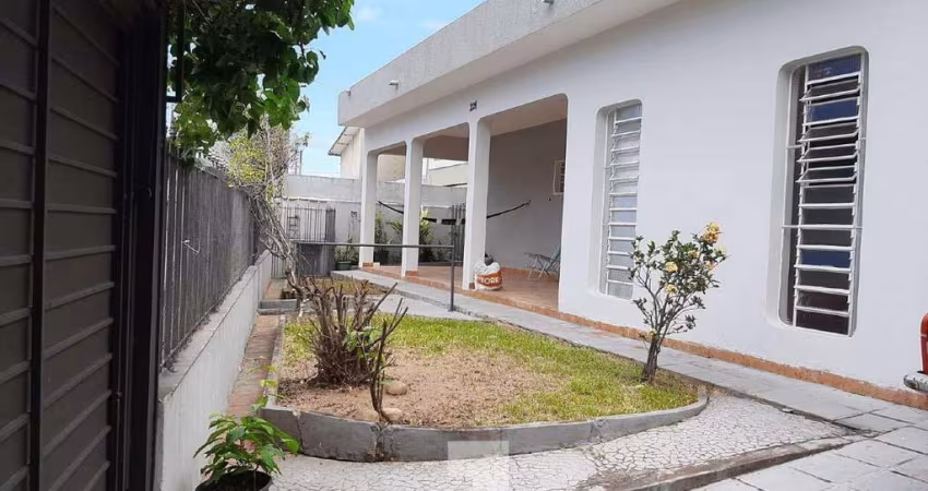 Casa à Venda - Centro, Caraguatatuba - 194m2  - 3 Quartos