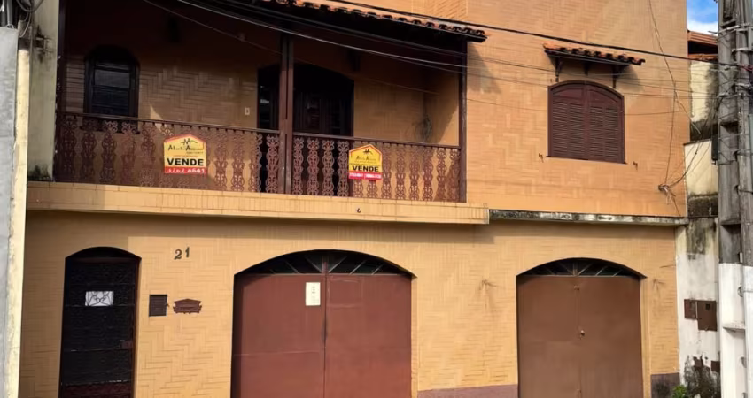 Casa com 5 quartos para alugar na Rua Ângelo Marzano, 21, Areal, Conselheiro Lafaiete