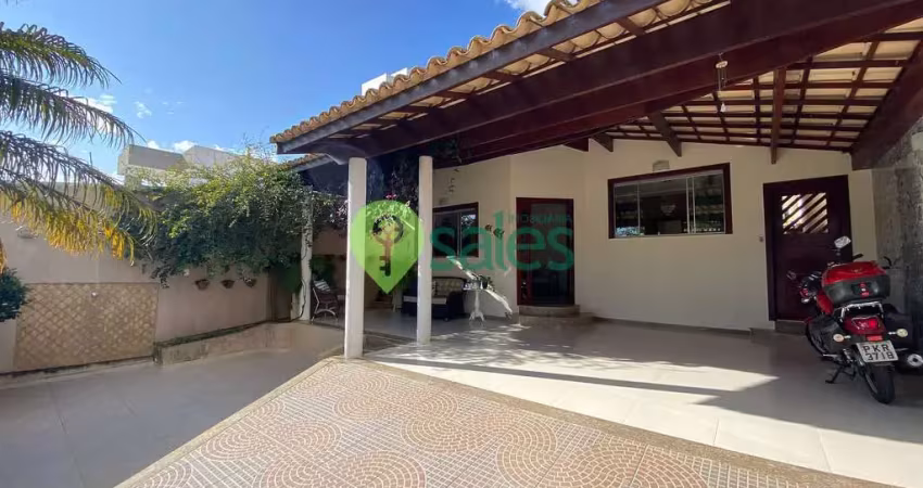Casa à Venda no Bairro Candeias
