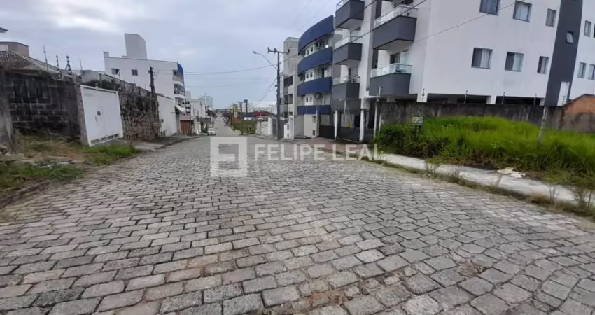 Terreno à venda na Rua Maria de Lurdes Vieira de Oliveira, 66, Areias, São José