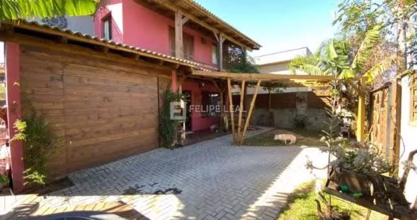 Casa em Rio Tavares - Florianópolis, SC