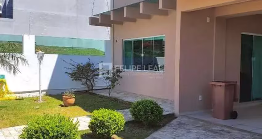 Casa em Areias - São José, SC
