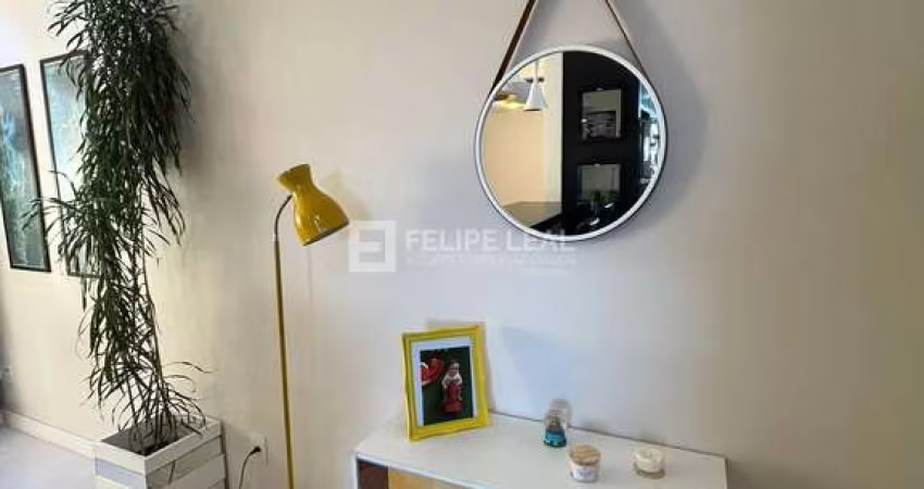 Apartamento em Barreiros - São José, SC