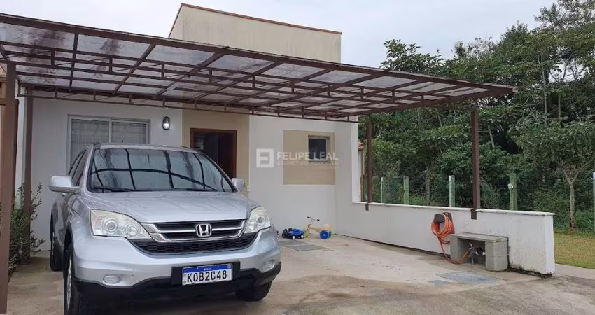 Casa em Condominio em Forquilhas  -  São José