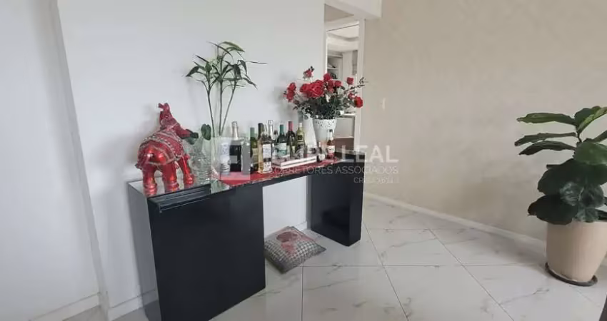Apartamento Cobertura em Areias - São José, SC