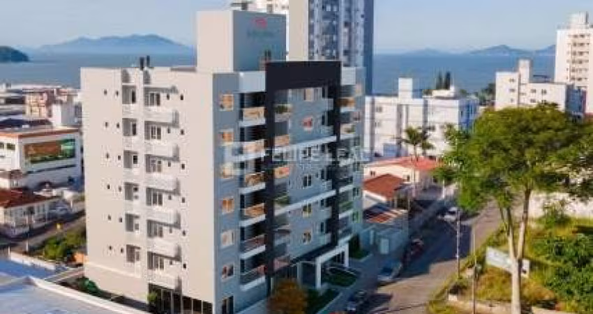 Apartamento em Barreiros - São José, SC