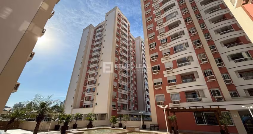 Apartamento de 02 dormitórios com 01 suíte em Barreiros - São José, SC