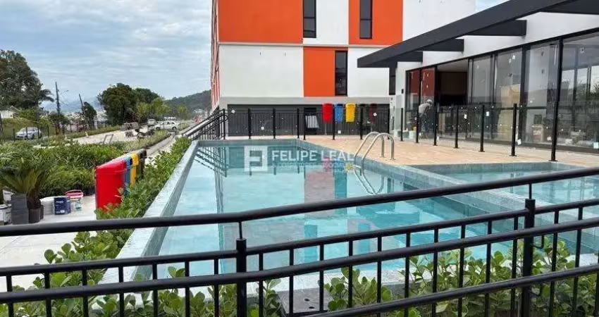 Apartamento em Serraria - São José, SC