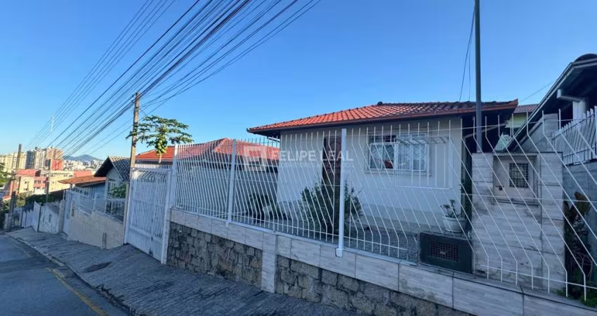 Casa em Bela Vista  -  São José